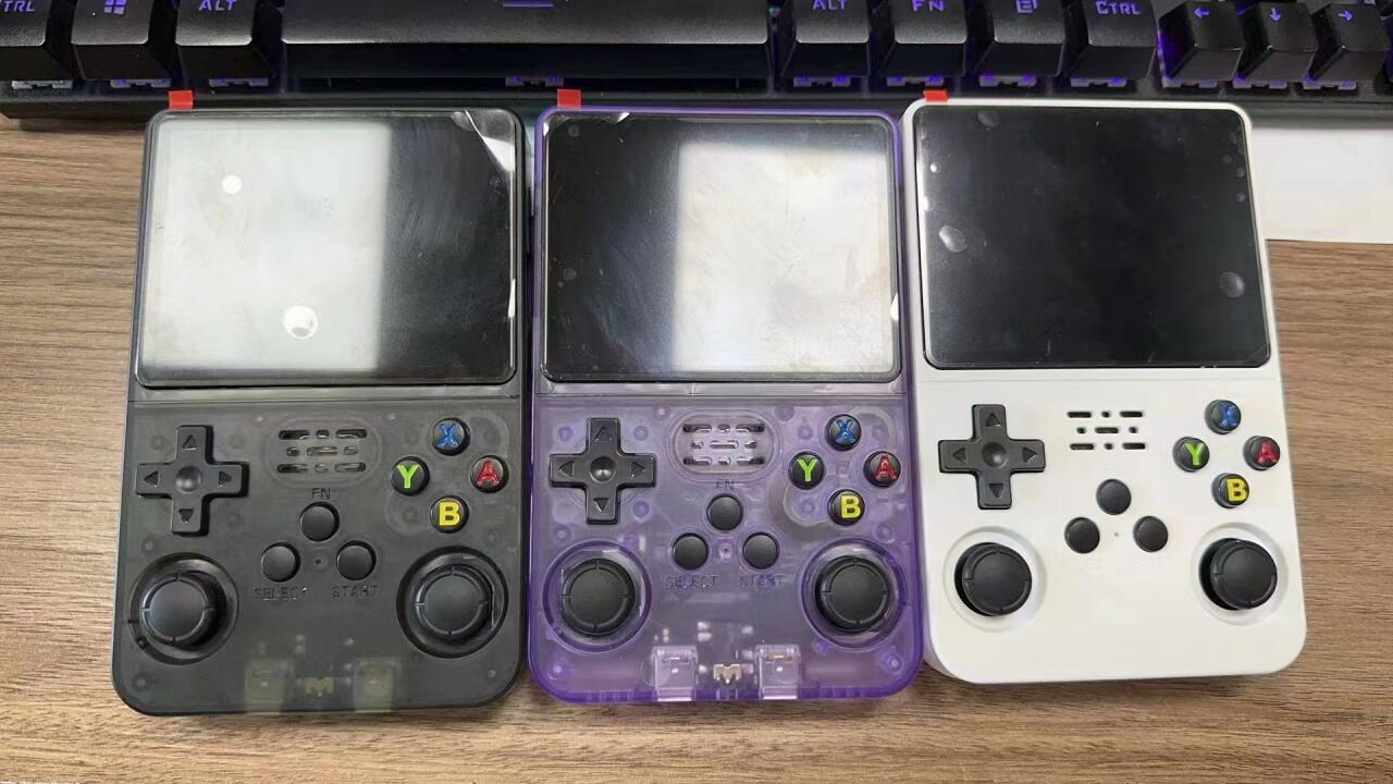 R3S6 Console, Retro Games and Video Player - Compact and Lightweight